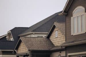 asphalt shingles roof replacement