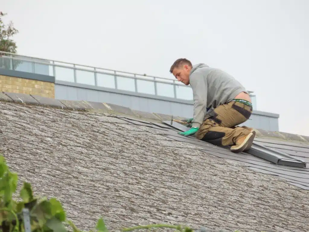 temporary roof repair