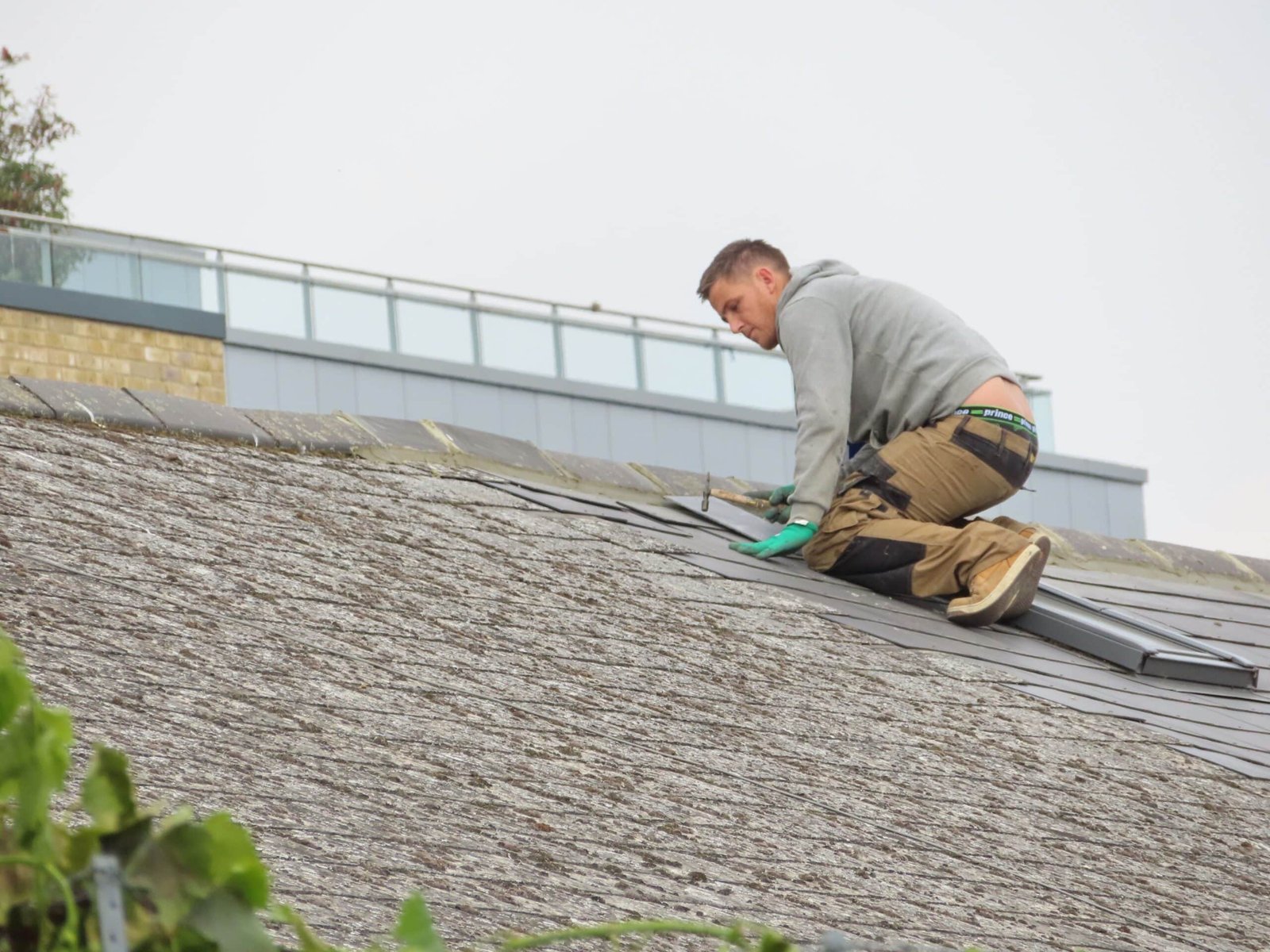 temporary roof repair