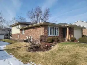 Brick split-level home in Downers Grove, IL with new soffit, fascia and gutters
