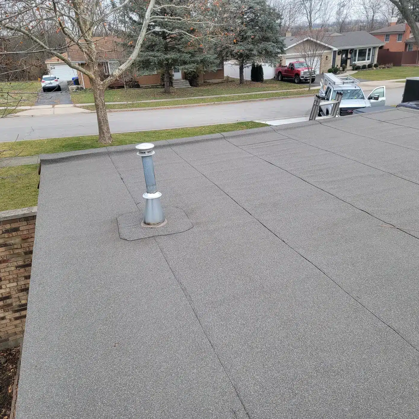 Flat roof replacement in Glen Ellyn, IL